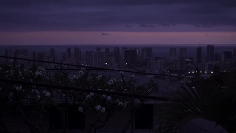 Lapso-De-Tiempo-De-La-Puesta-De-Sol-Hawaiana-Que-Tiene-Lugar-En-Honolulu-En-La-Isla-De-Oahu