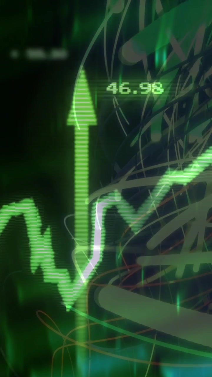 Video verticale: grafico verde neon in aumento su un grafico di mercato con dati che scorrono, che mostra etichette e frecce.