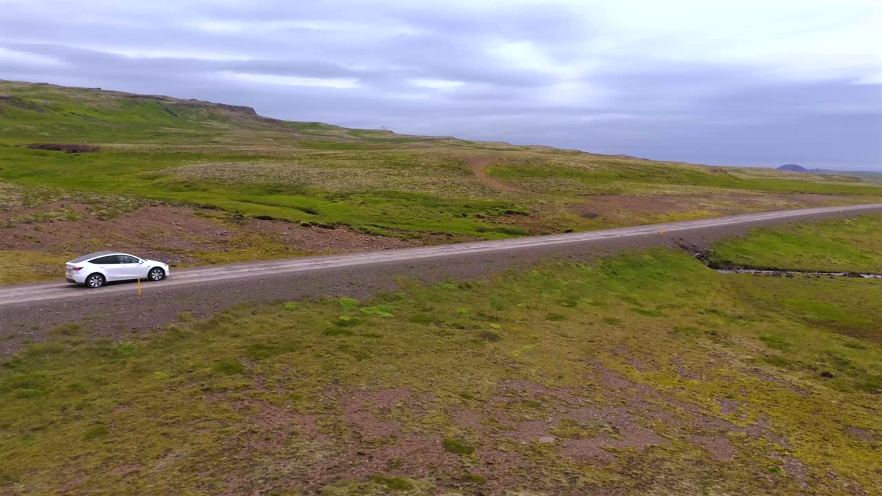 Witness the seamless integration of electric power and breathtaking scenery as our Tesla navigates Iceland’s diverse and stunning environments.