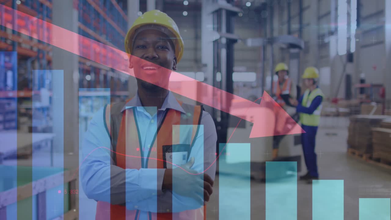 animación de estadísticas, flecha roja y procesamiento de datos sobre mujer afroamericana en el almacén.