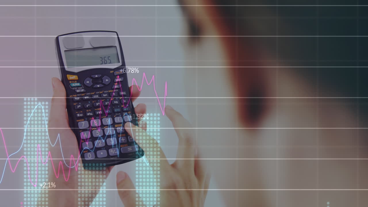 animación de múltiples gráficos con números cambiantes sobre mujer caucásica usando calculadora