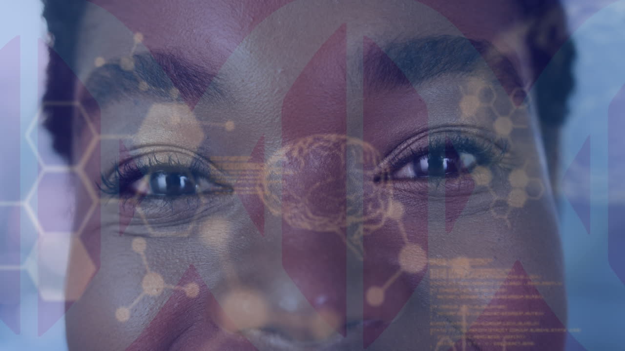 animación del procesamiento de datos médicos sobre una doctora afroamericana en un hospital.