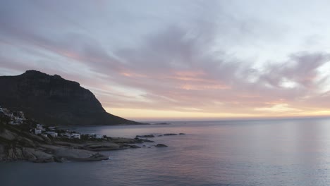 Puesta-de-sol-sobre-el-mar-de-Llandudno