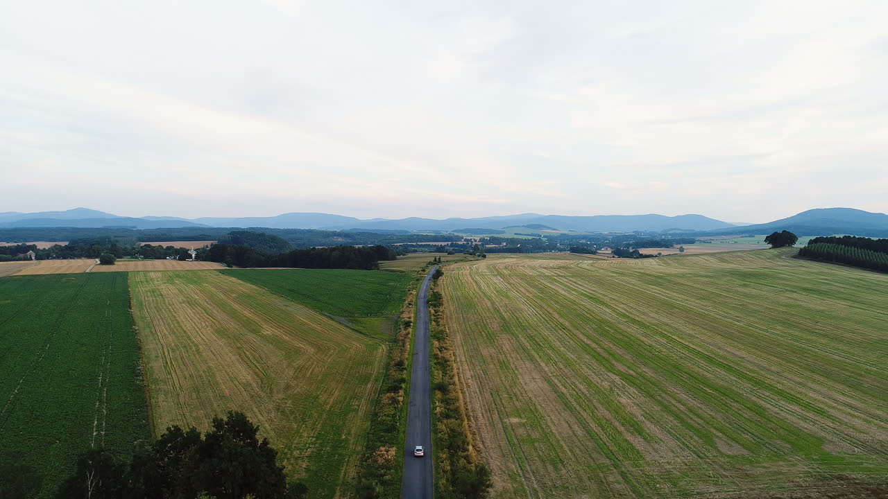 자동차 통과 고속도로 조감도 12