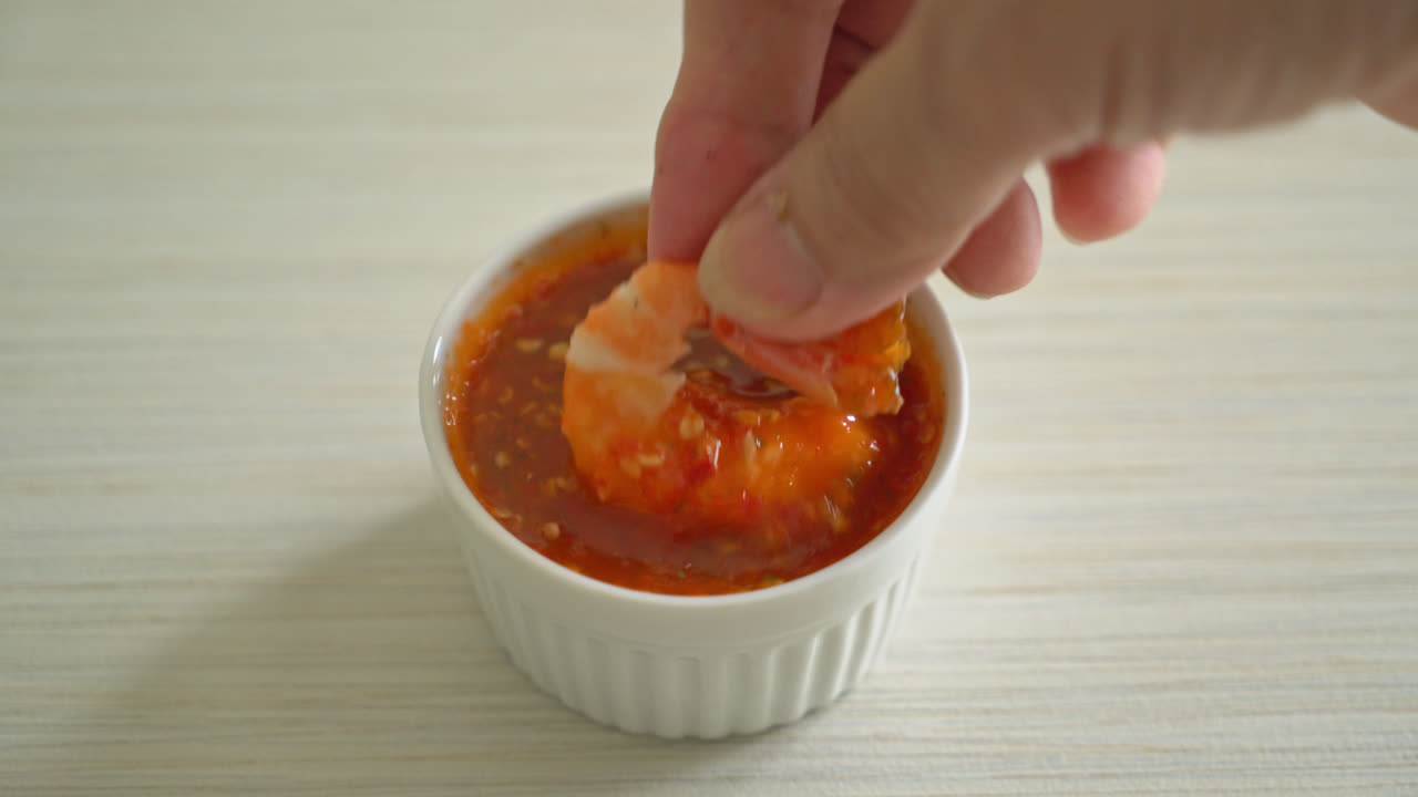 구운 새우 또는 새우 - 해산물 스타일