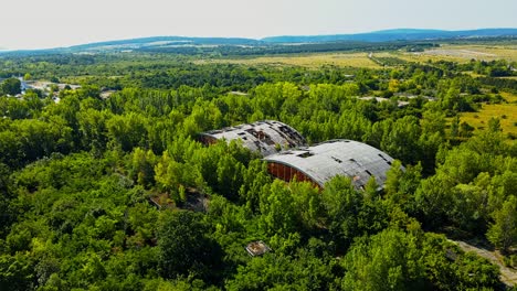 Imágenes-Aéreas-De-Drones-De-4k-Del-Pueblo-De-Szentkirályszabadja-En-Veszprém---Hungría