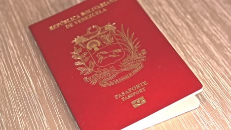 portada del pasaporte de la república bolivariana de venezuela