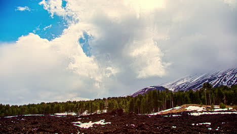 Zeitraffer-Einer-Wunderschönen-Berglandschaft-Im-Freien-In-Sizilien,-Italien