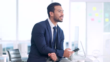 Laughing-financial-trader-texting-on-phone