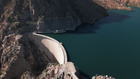 Arch-Structure-Of-Oymapinar-Dam-Over-Manavgat-River-In-Antalya-Province,-Turkey