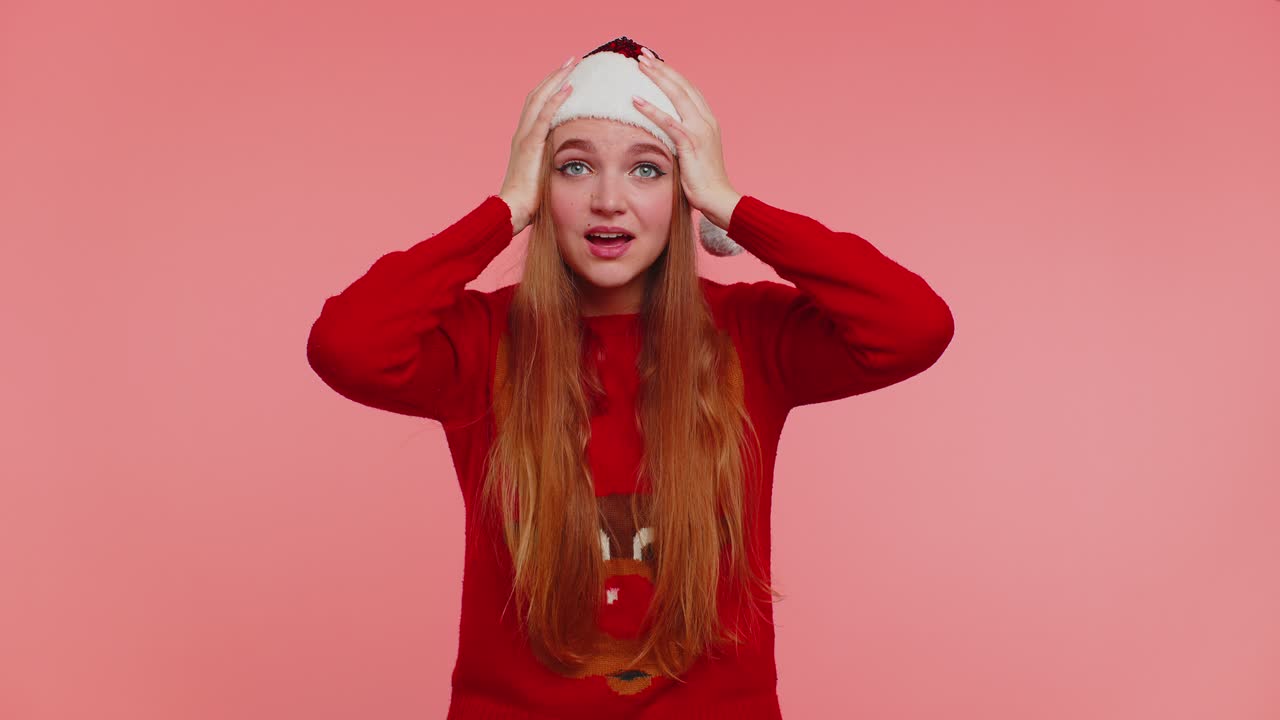 Christmas girl meeting her own phobia evidence horror event screaming shouting at loud freaked out