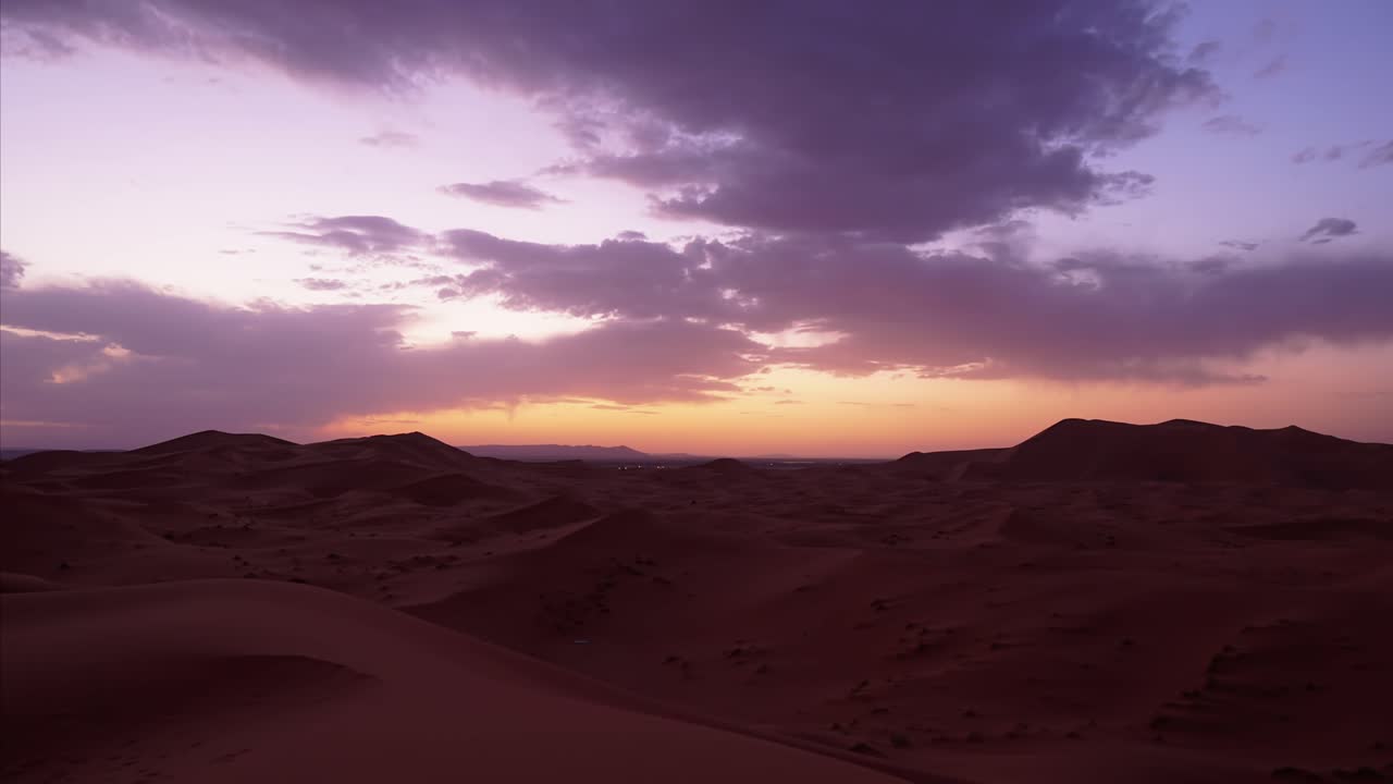 increíble video de lapso de tiempo de marruecos, desierto del sahara, merzouga