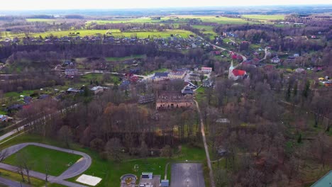 Ruins-of-Rauna-Castle--Principal-Residence-Of-The-Archbishopric-Of-Riga-In-Cesis-District,-Latvia