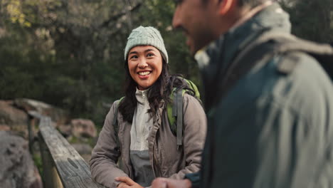 Travel,-hiking-and-discussion-with-couple