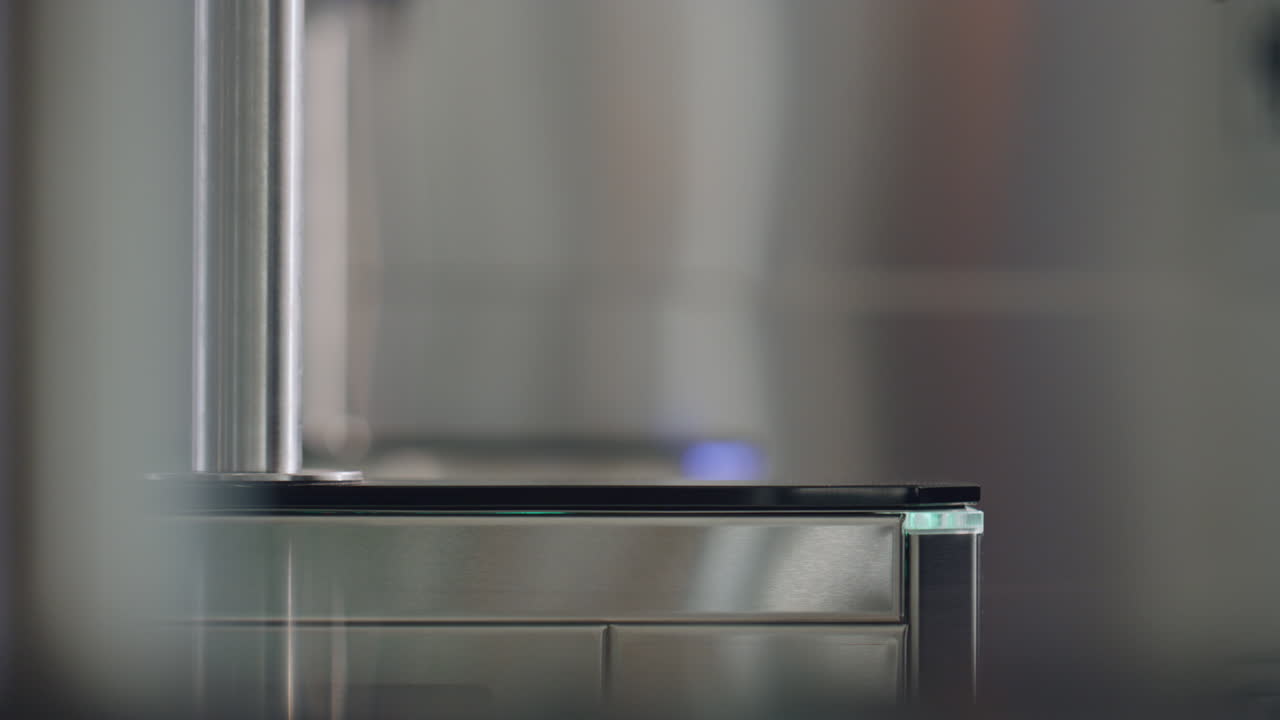 드워치 터치 센서 컨트롤 패널 오피스 터니클 클로즈업