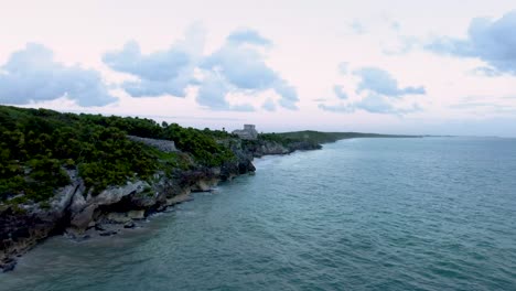 Tulum-Mexiko,-Luftbild,-Karibisches-Meer,-Mar-Caribe,-Archäologische-Zone