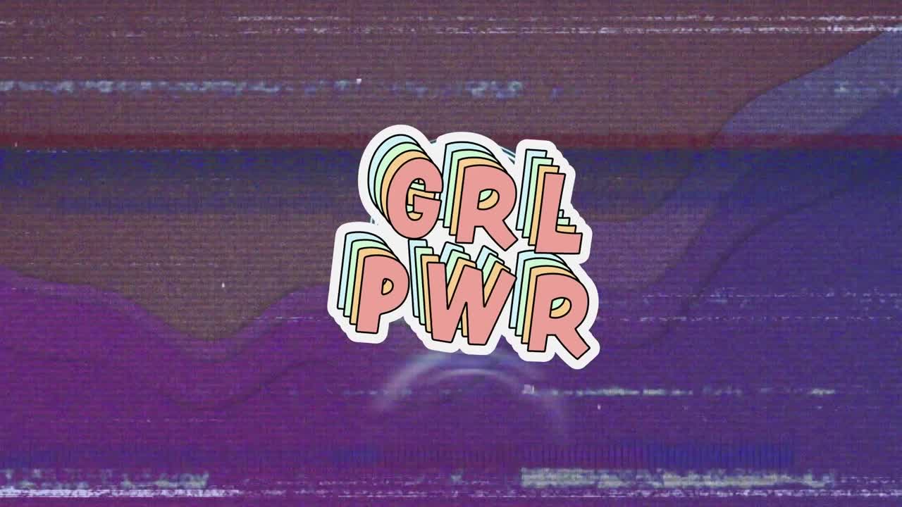 Animazione della scritta 'girl power' su interferenza