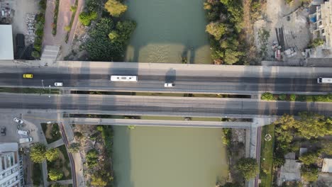 river bridge trafic