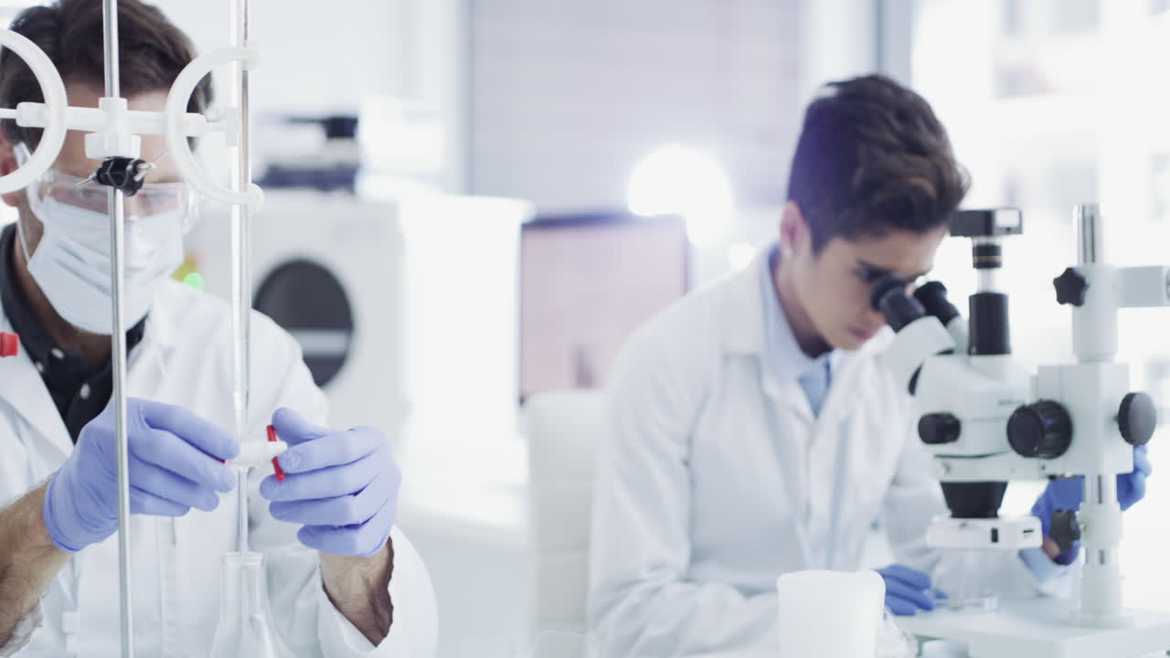 эксперименты начались.