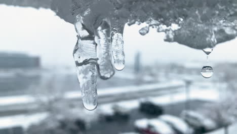 Nieve-Y-Hielo-Derritiéndose-En-Utah-Después-De-Una-Tormenta-De-Nieve-Durante-La-Noche