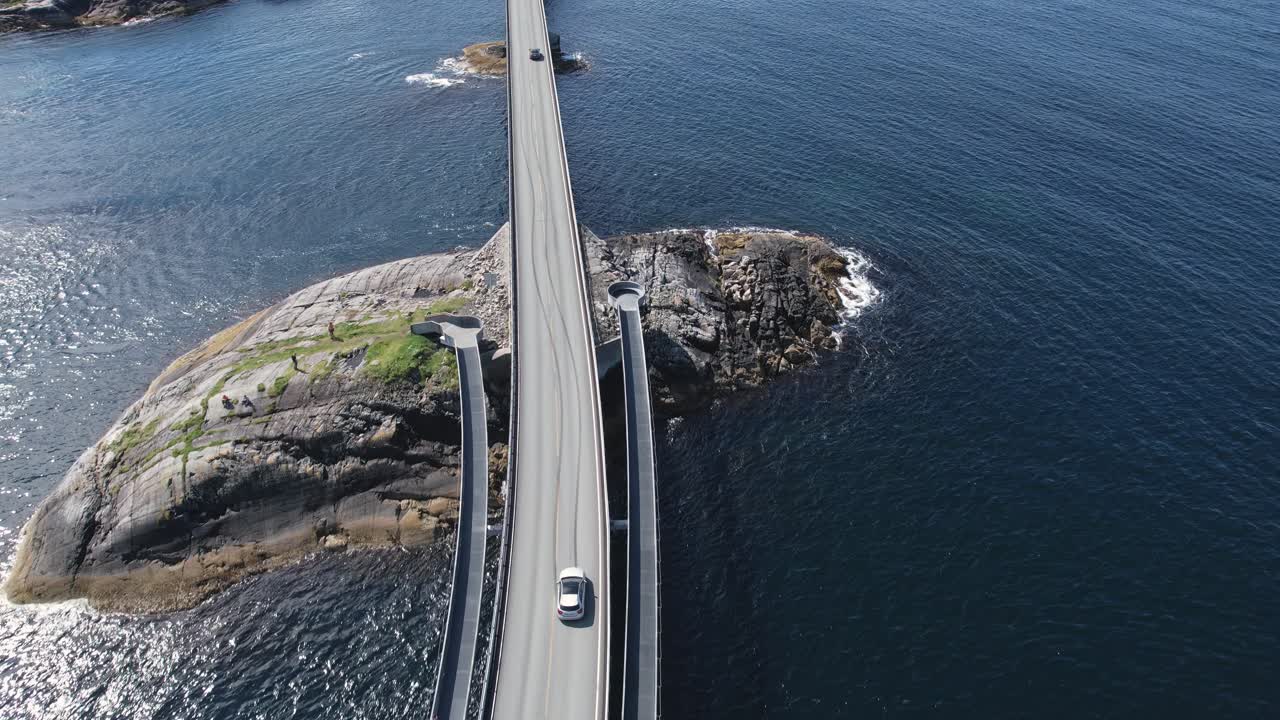 노르웨이의 대서양 도로 오버 오션 섬 스칸디나비아 여행 도로 여행