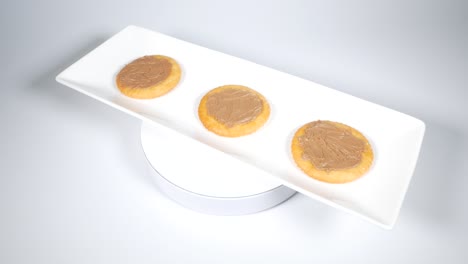 crackers with coffee cream