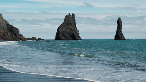 reynisdrangar sea stavks vik iceland