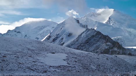 Vista-De-Cho-Oyu-Desde-El-Campamento-Nómada