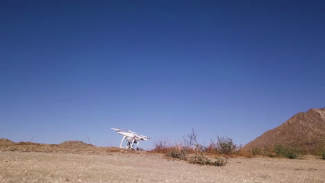 dron en el desierto