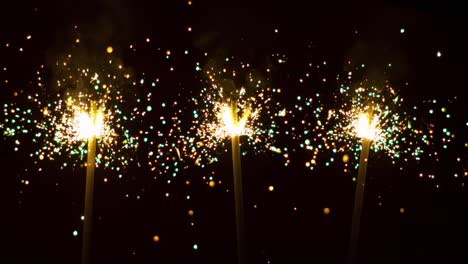 fuegos artificiales de fuego bengalí en un fondo negro quemando a cámara lenta. filmado con una cámara súper a cámara lenta de 1000 fps.