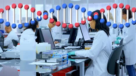 animación de una cadena de adn girando sobre una científica asiática usando una computadora en el laboratorio