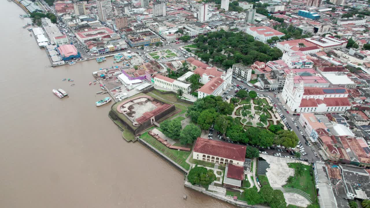 City waterfront location, urban infrastructure, cop30 famous landmarks