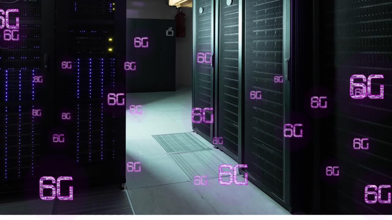 animación de pancartas de texto de 6g flotando contra la sala del servidor de la computadora