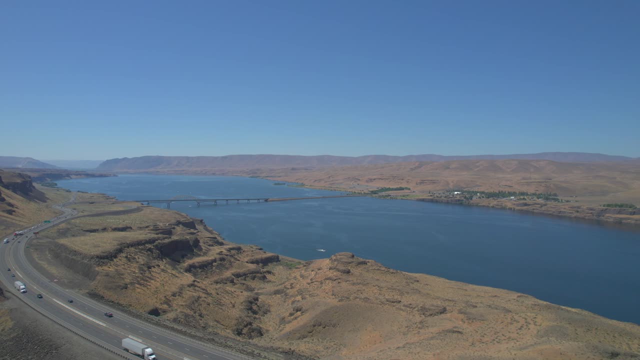 Columbia River Gorge aerial video