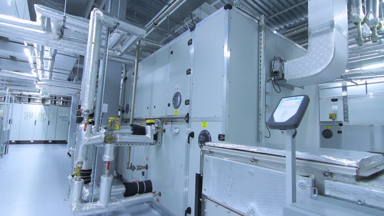 fábrica farmacéutica. interior de la fábrica médica. equipo industrial moderno