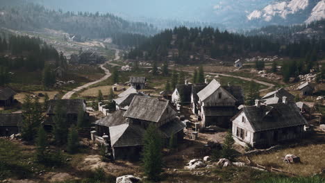 vista de un antiguo pueblo italiano en las montañas de los apeninos