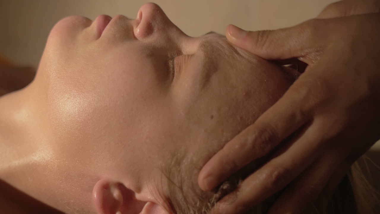 Ansigtsmassage