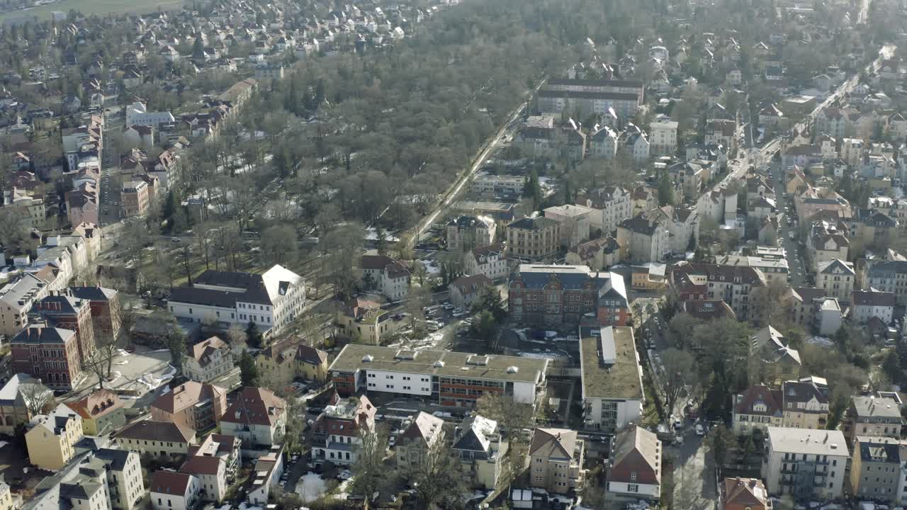 imágenes aéreas de drones de weimar en un soleado día de primavera