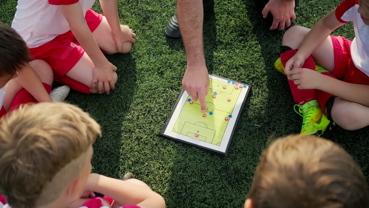 sesión de entrenamiento del equipo de fútbol juvenil