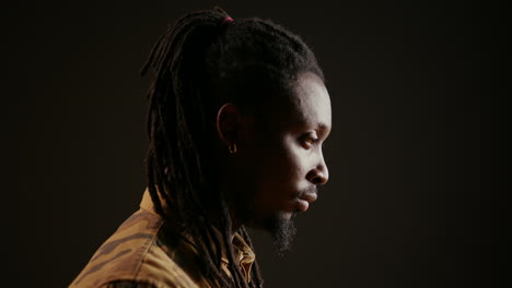 african american guy looking at camera with confidence