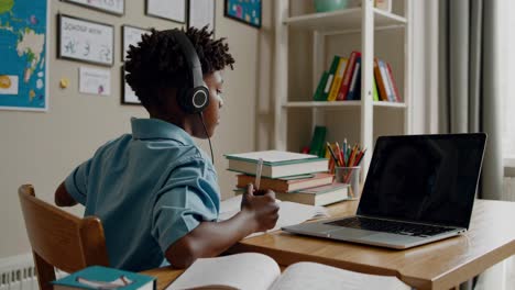 child studying online