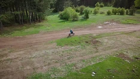 Mini-Motocross-In-Zeitlupe