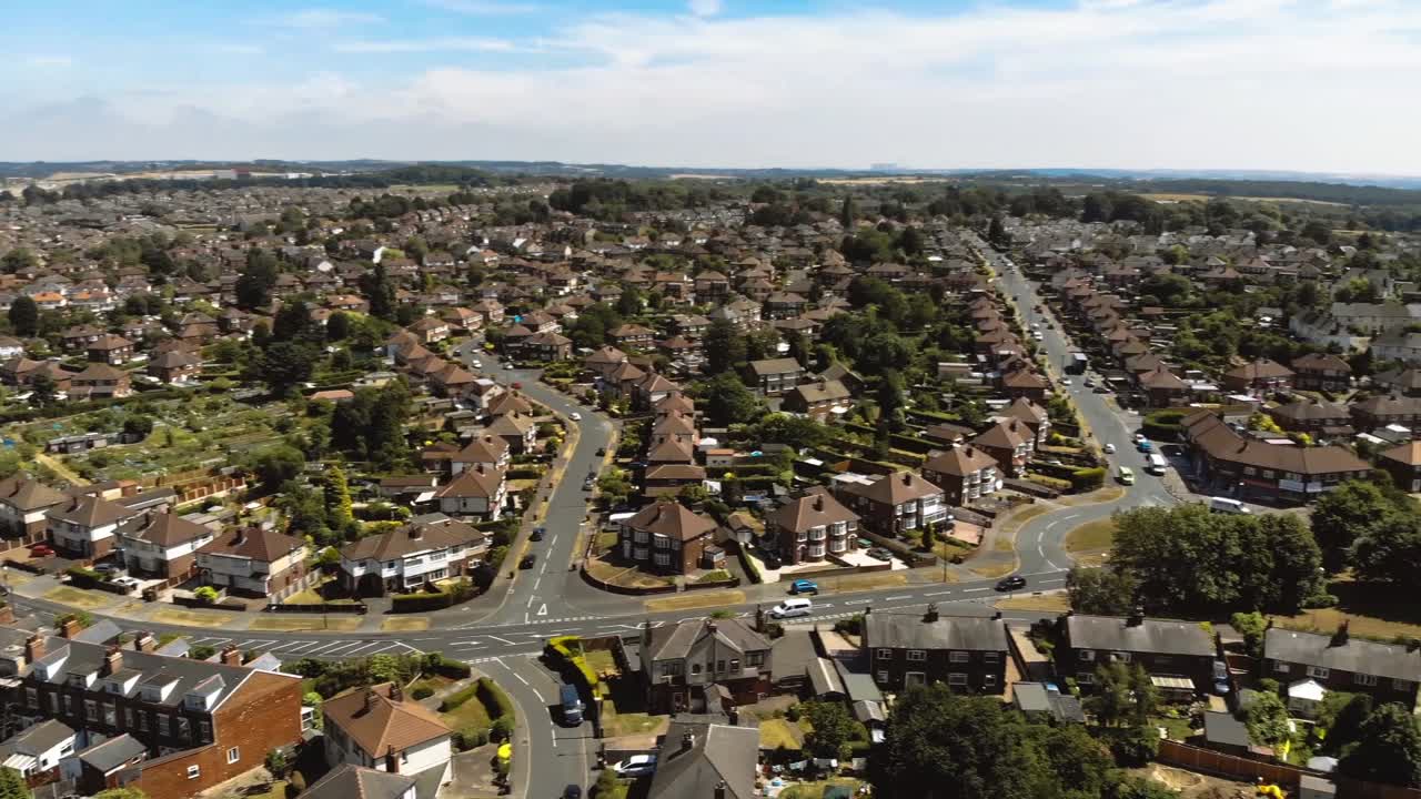 sobre la ciudad de leeds, yorkshire, reino unido en un día de verano