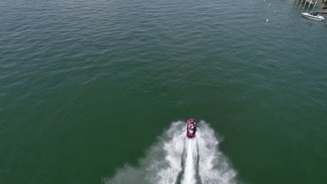 tracking a jet ski on the lake