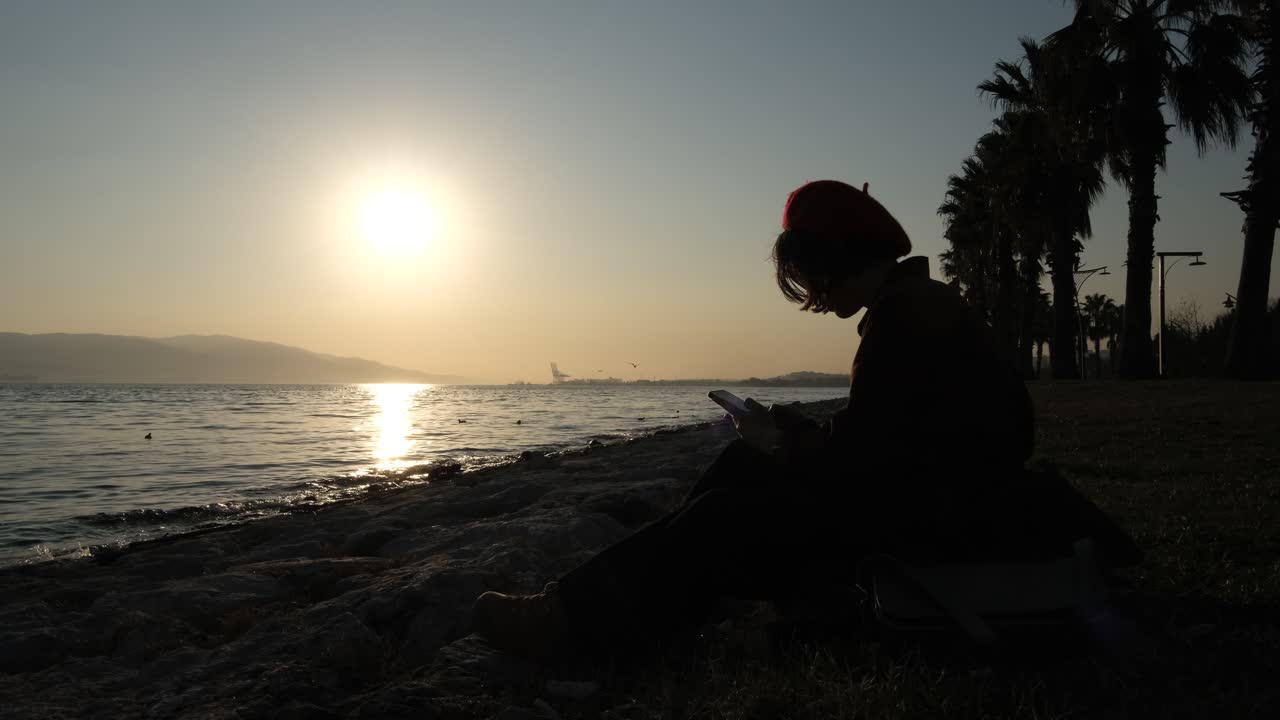 Rilassarsi al tramonto