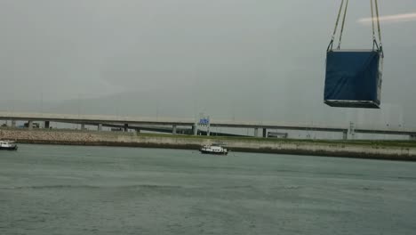 Vista-De-Ferry-Sobre-El-Delta-De-La-Perla-Hacia-Hongkong-Desde-China-Continental