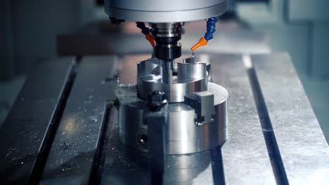 máquina de fresado cnc para el trabajo de metales.