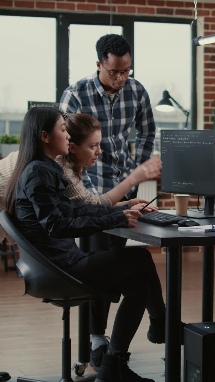 colaboración en equipo en una oficina moderna