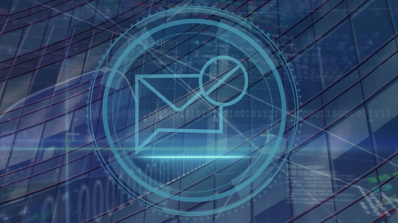 animación del texto de seguridad cibernética en escudo, tablas de negociación y lenguaje informático sobre el edificio