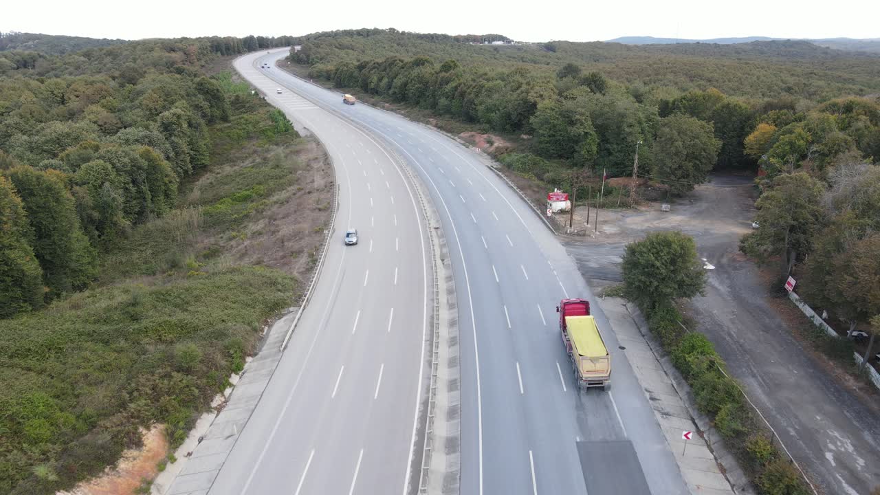 tráfico de carretera de vista aérea